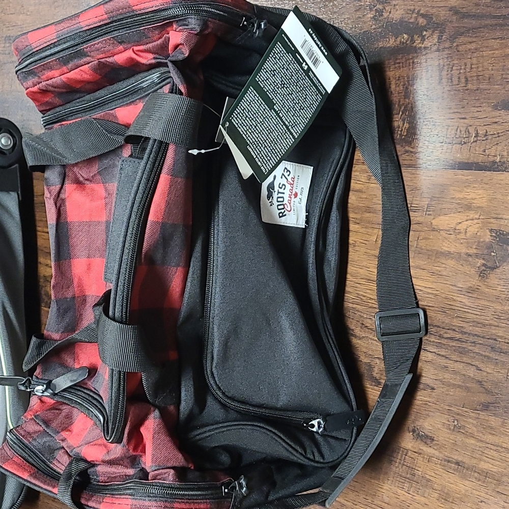 Roots duffel bag